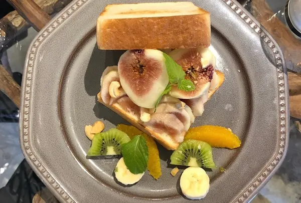 FEBRUARY CAFE