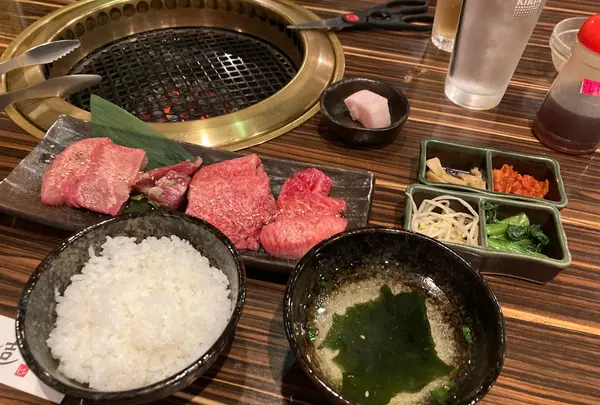 食彩和牛しげ吉 横浜元町店