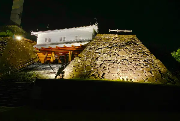 舞鶴城公園