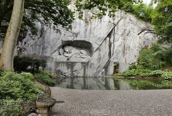 ライオン記念碑 (Löwendenkmal)