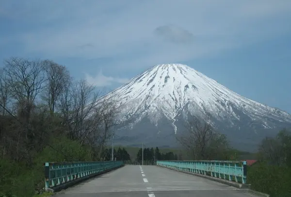 羊蹄山（えぞ富士）ＥからＨで羊蹄山を一周