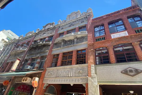 迪化街（Dihua Street）