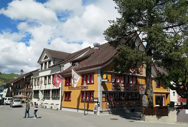 Appenzell (アッペンツェル)