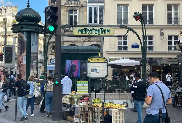 エティエンヌ・マルセル駅(Station Étienne Marcel)
