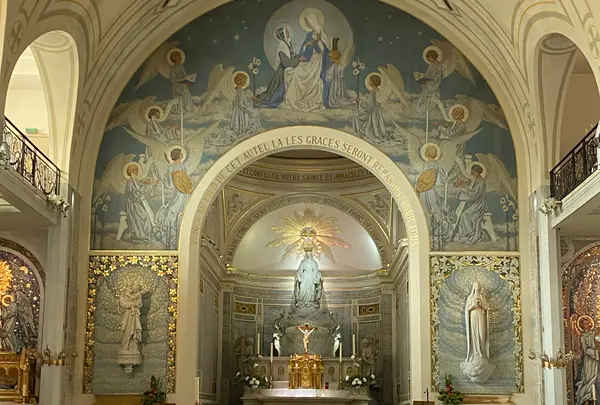 Chapel of Our Lady of the Miraculous Medalの写真・動画_image_983308