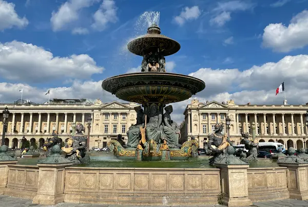 コンコルド広場(Place de la Concorde)