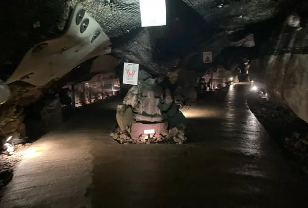 江の島岩屋