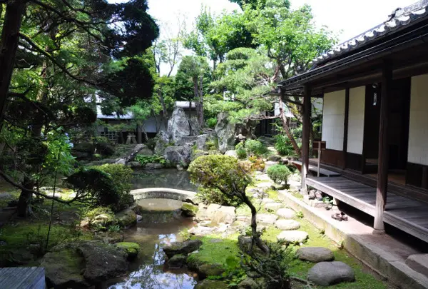 袋屋清左衛門邸「楳装園」