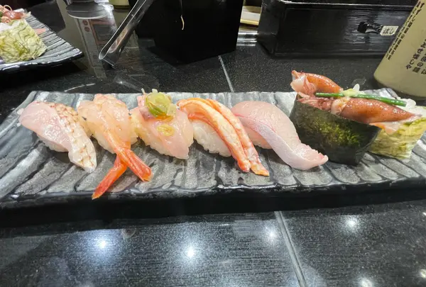 廻る富山湾 すし玉 富山駅店