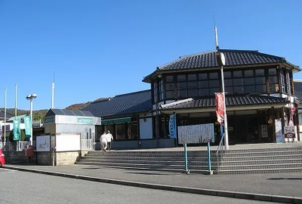 道の駅 さんわ182ステーション