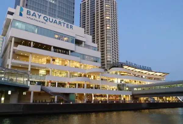 横浜ベイクォーター