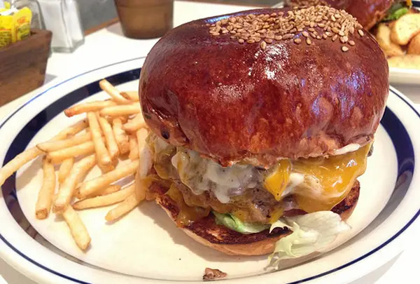 THE GREAT BURGER（ザ グレートバーガー）
