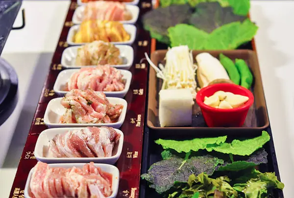 八色サムギョプサル 東大門店