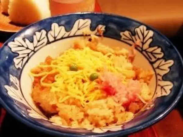 鶏肉1匹だけじゃ物足りないって日は鶏飯も召し上がれ♪