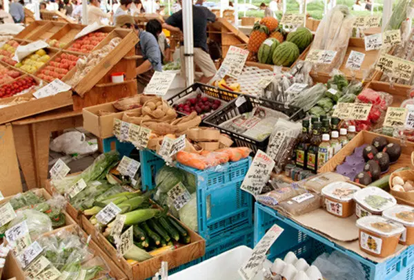 Farmer's Market @ UNU