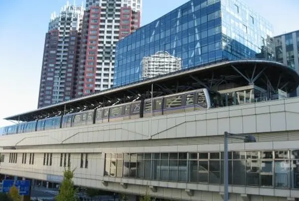 お台場海浜公園駅