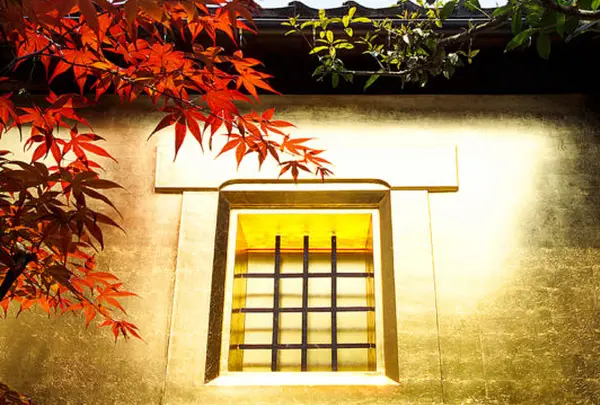 [観光]箔座ひかり藏