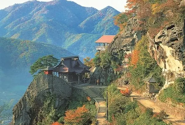 宝珠山立石寺