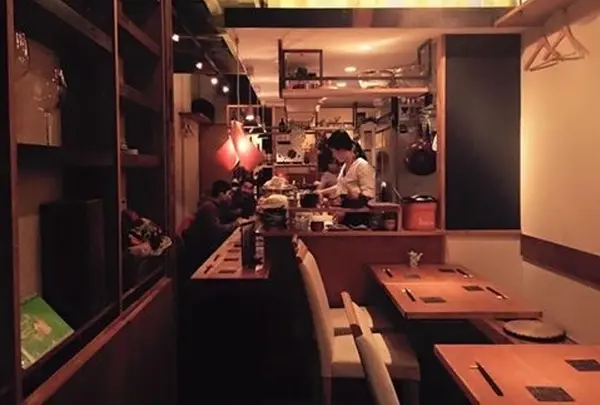 小料理屋 百けん