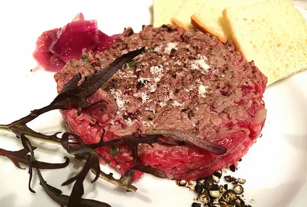 カルネヤサノマンズ