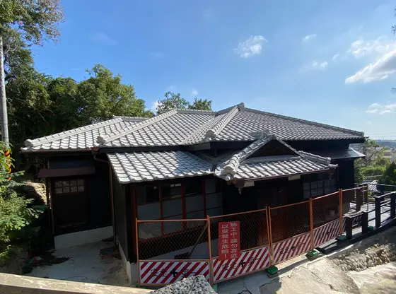 通霄神社　休憩所