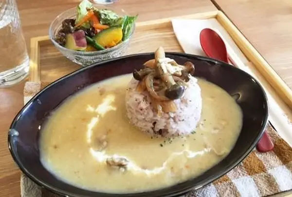 ポークジンジャーカレースポット内のおすすめ