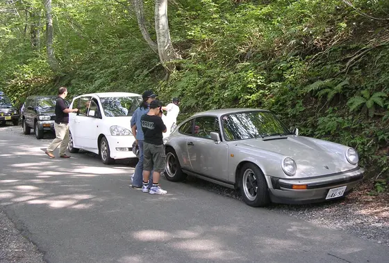 駐車場はほぼ有りません