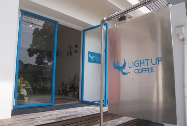 LIGHT UP COFFEE