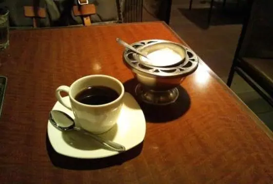 コーヒーを頼むと...