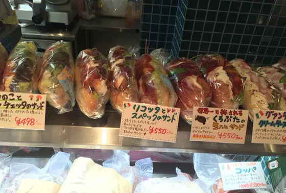 いろんな種類のサンドイッチ！