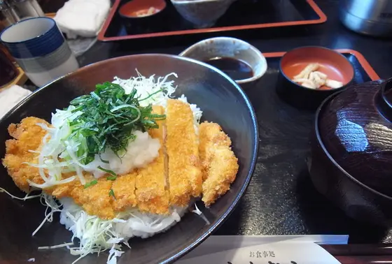 醤油カツ丼
