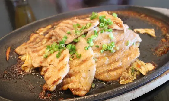 沖縄料理は一通り揃ってます。