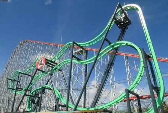 日本初の4Dコースター！