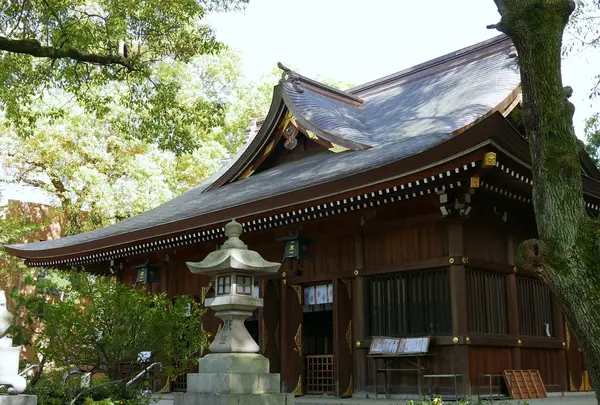 境内は意外に緑が多い
