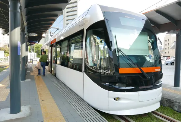 富山駅北駅・富山ライトレール