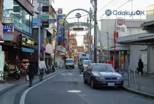 読売ランド前駅