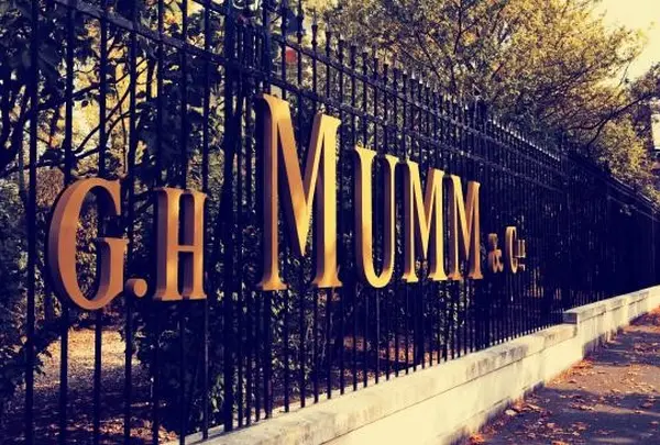G.H. Mumm
