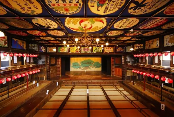 八千代座