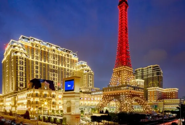 The Parisian Macao