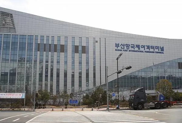 釜山国際港