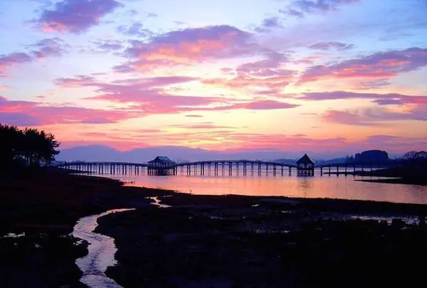 鶴の舞橋