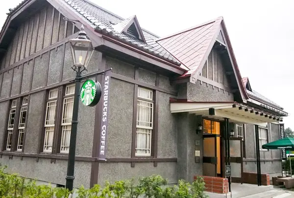 スターバックスコーヒー弘前公園前店