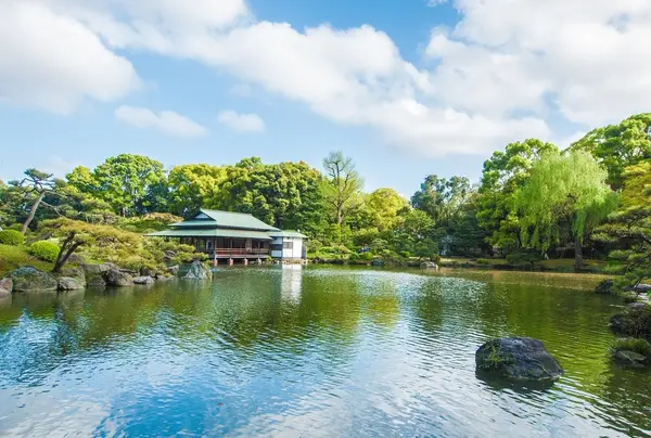 一般　　 150円 65歳以上　70円 （小学生以下及び都内在住・在学の中学生は無料）