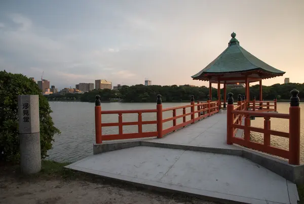 浮見堂