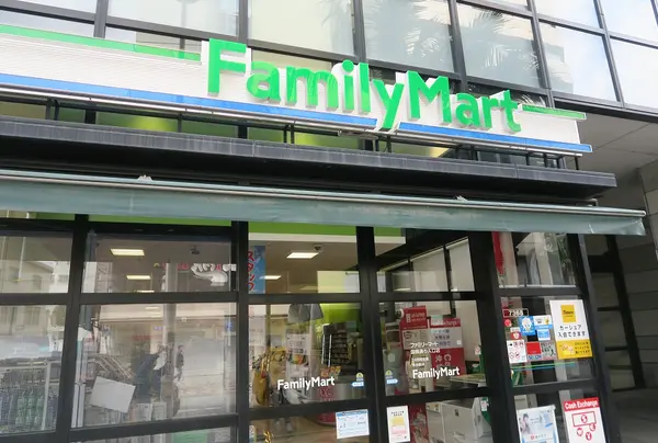 ファミリーマート・ＲＥＸＡ ＲＹＵＢＯ店