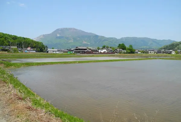ほたるの里と伊吹山