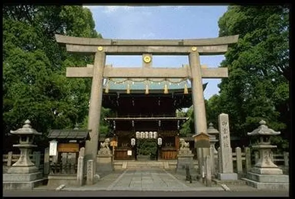御霊神社