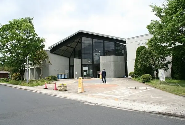 島根県立図書館