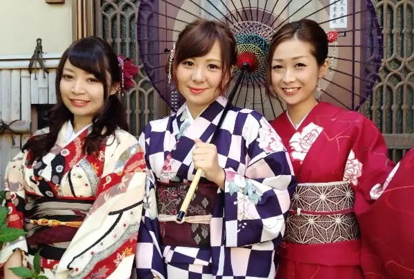 金沢きもの花恋