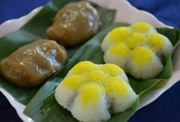 渡部なると餅店